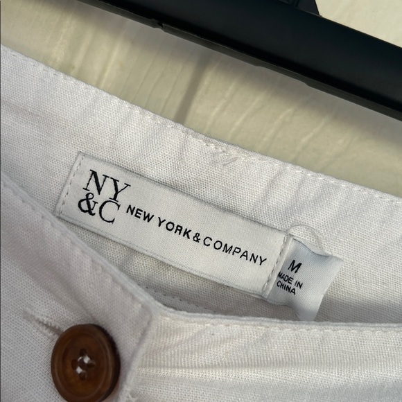 NWT New York & Company pleated front white linen blend pants size medium - Picture 3 of 5